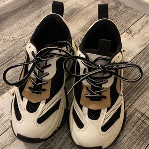 Stylish Black and White cross training Sneakers with Tan Accents size 9
